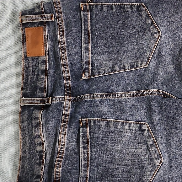 Tahari womens jeans sz 4 - Picture 2 of 10